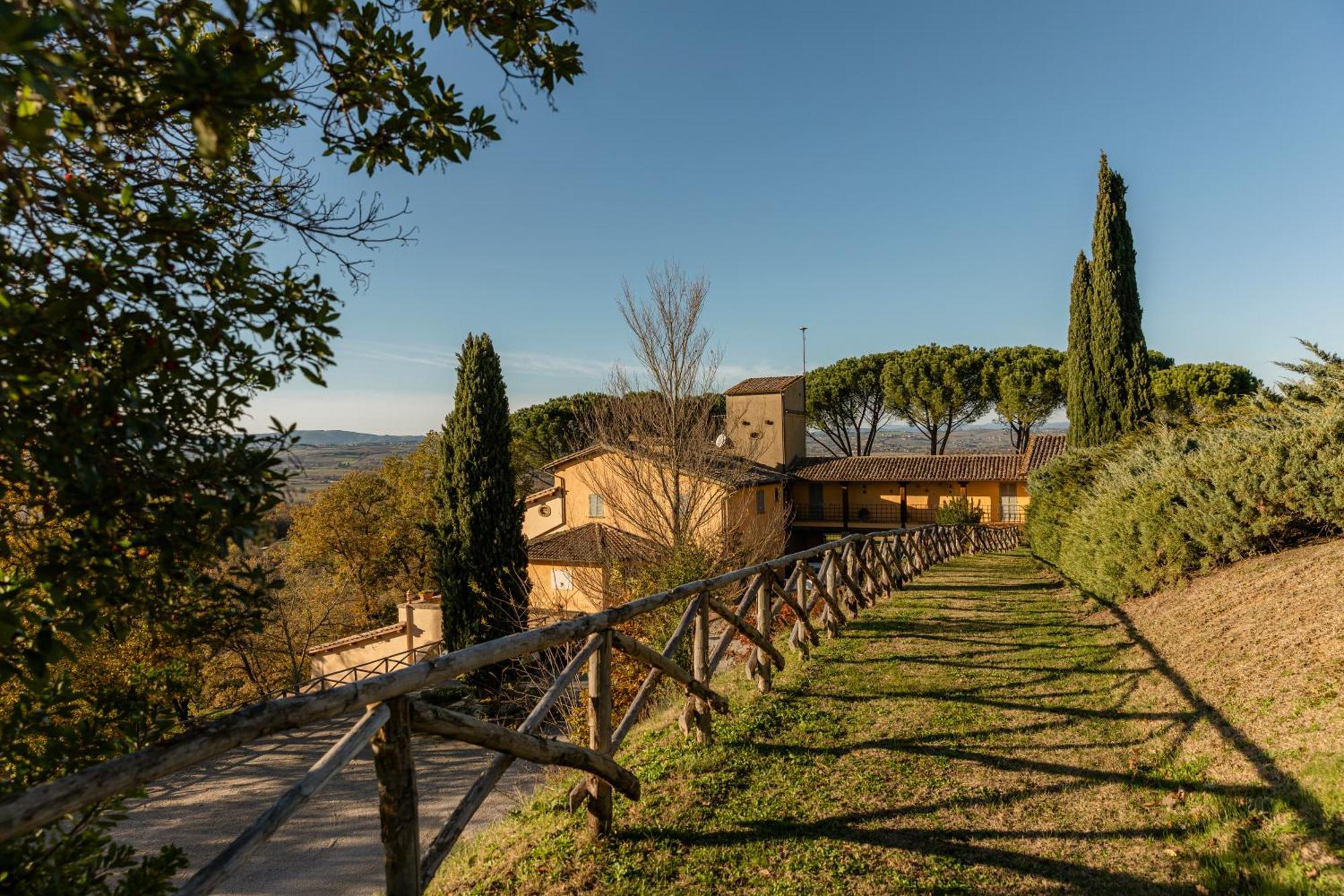 Agriturismo Le Cerque Collazzone ภายนอก รูปภาพ